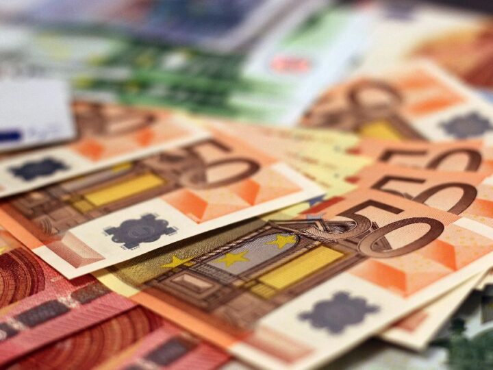 Jak handlować akcjami międzynarodowymi – praktyczne porady i pułapki